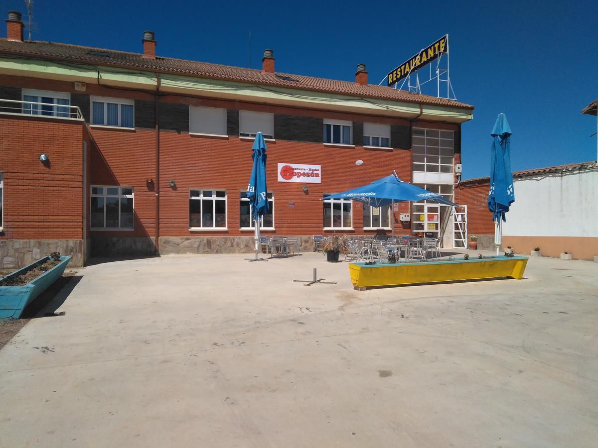 Hostal El Tropezon Matallana de Valmadrigal Esterno foto